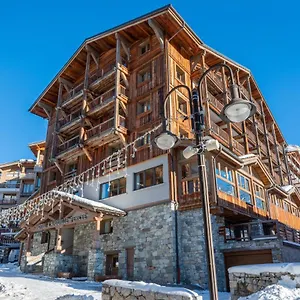 Hotel L'Aiguille Percee Hotel